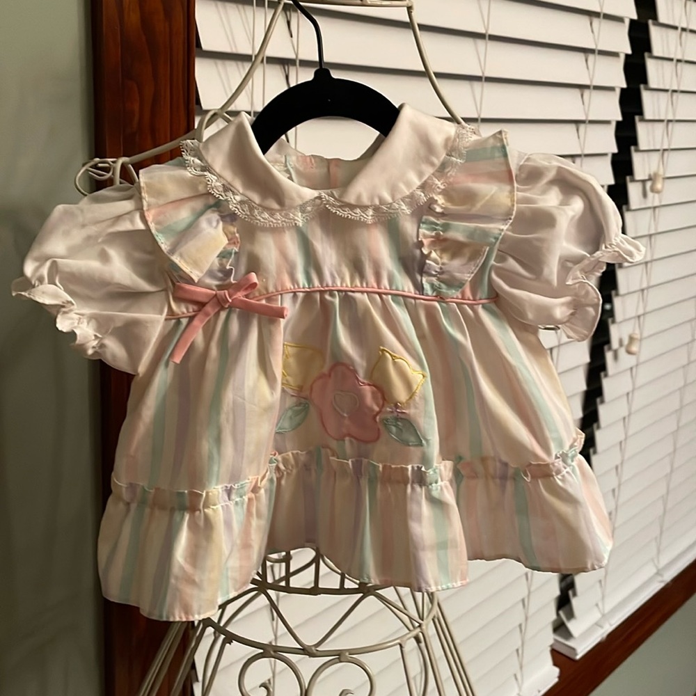 5/$25 Vintage baby Cradle top.